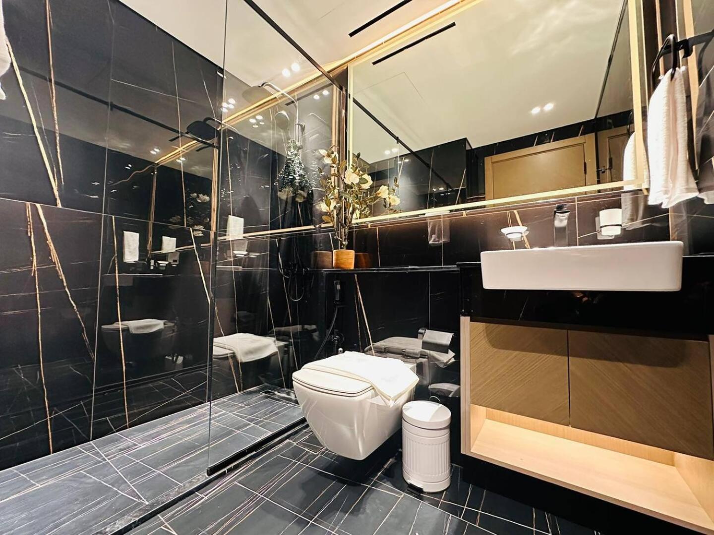 Stylish Brand-new 1br
